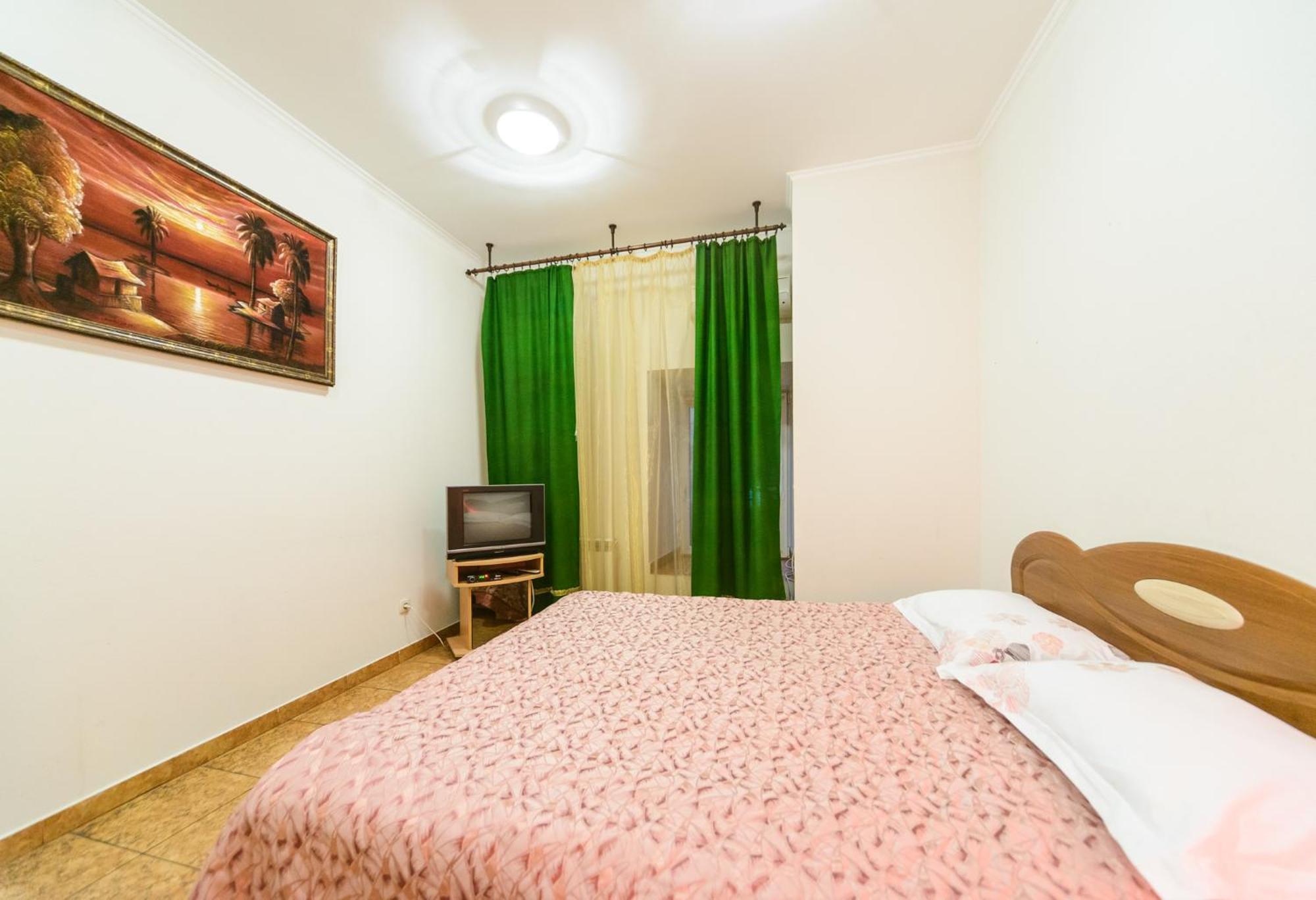 Apartment At Malaya Zhytomyrska 5 Київ Екстер'єр фото